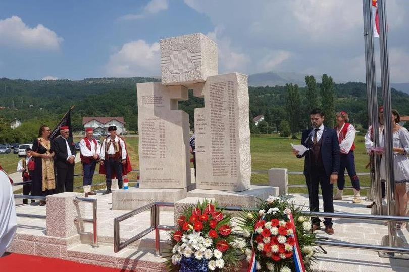 prisoje_spomenik-Tomislavgrad